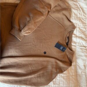 NWT ABERCROMBIE &FITCH CREWNECK SWEATER